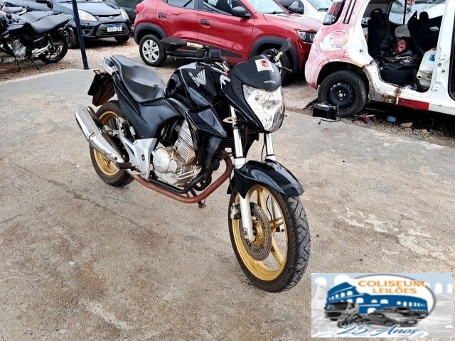 HONDA CB 300R 2015