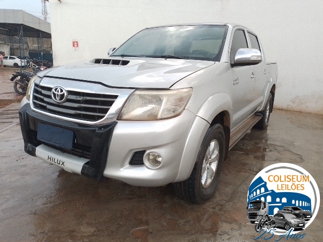 TOYOTA HILUX CD 4X4 3.0 SRV ANO 2012/2012